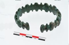Foto von Bronzebuckelarmreif (NHMW-PRAE-026449)